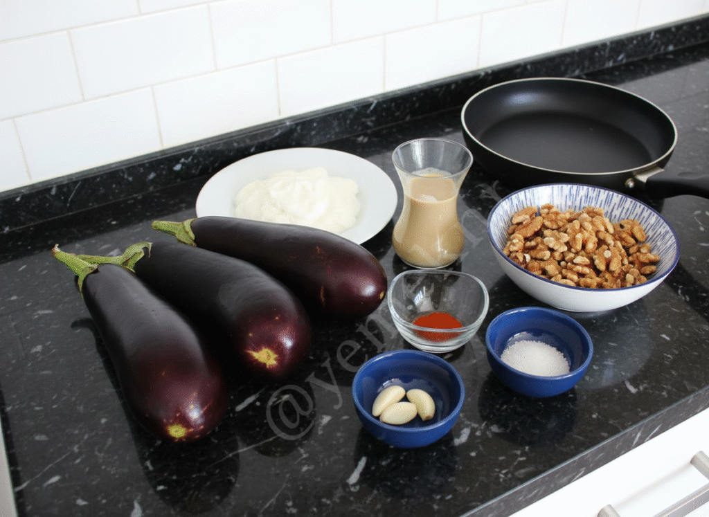 tahinli-patl-can-mezesi-01-1024x747 Tahinli Patlıcan Mezesi